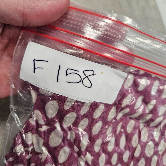 Brand Unknown Sleeveless Pink Polka Dot Top With Floral Tan Embroidery sz Medium - Picture 11 of 11